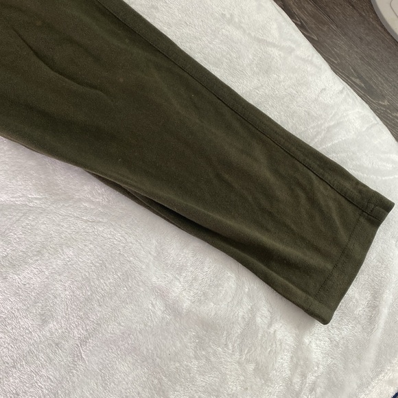 Tacoma olive sweatpants - Picture 5 of 17